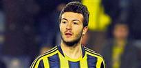 Özgür Çek imzayı attı