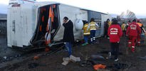 Sivas'ta otobüs devrildi!