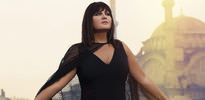 Sibel Can isyan etti