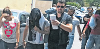 Lüks araçları GPRS ile çaldılar
