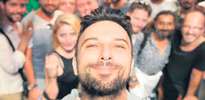 Mega selfie