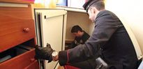 İtalyan mafya mini bara saklandı