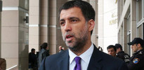 Hakan Şükür'e bir şok daha