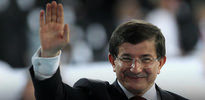 Başbakan Davutoğlu: Sahaflarda bulacağınız klasikler, annenizin pişirdiği yemekler gibidir.