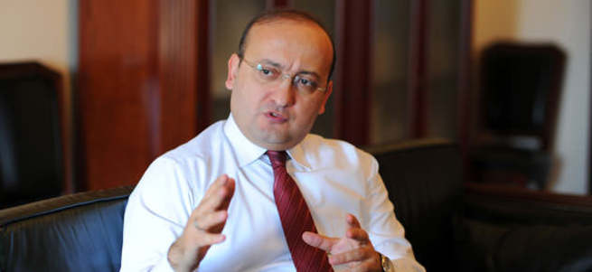 Yalçın Akdoğan: Demirtaş'ın dağa çıkmayacağı garanti mi?
