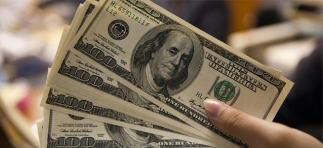 Seçimin ardından dolar ve euro uçuşa geçti