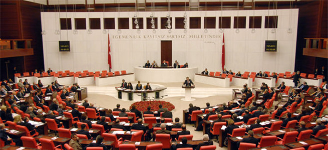 Kadın vekil rekoru kırıldı