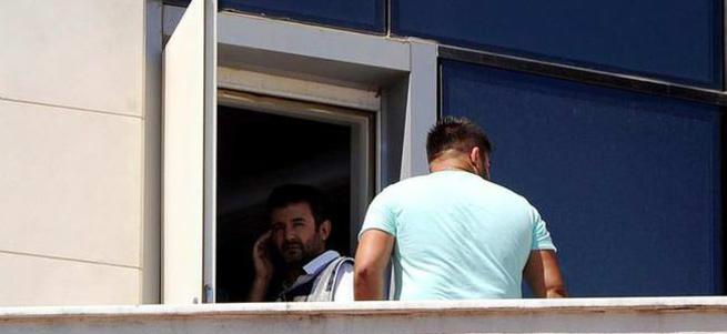 Antalya'da dershaneye polis baskını