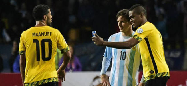 Yenilgiyi unuttu, Messi ile selfie çekti!