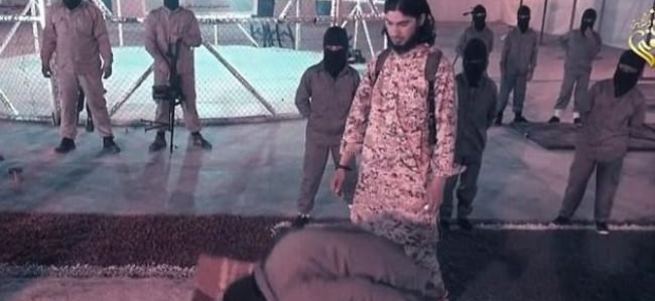 IŞİD'in 'Eğitim kafesi'nin görüntüleri yayınlandı