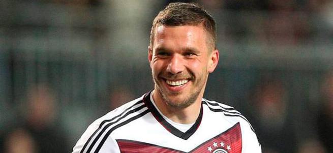 Podolski geliyor