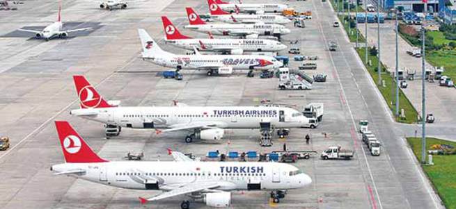 Uçaktaki 'bomba' şakası karakolda bitti
