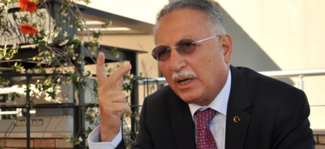 İhsanoğlu kadın muhabiri fena kızdırdı