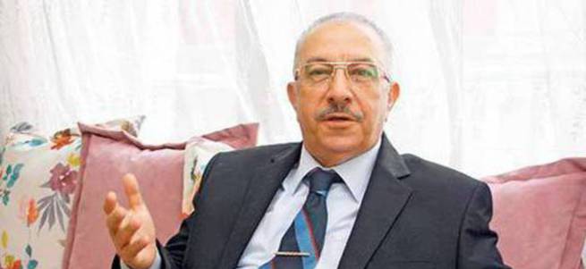 ABD’ye de, ihtişamlı hayata da çok düşkün