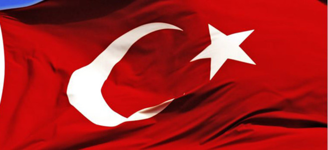 Türkçe resmi dil oldu