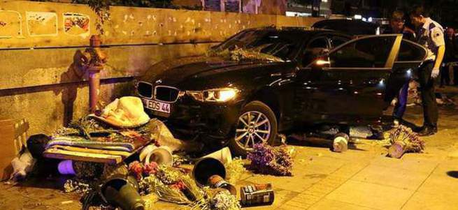 Bağdat Caddesi'nde feci kaza