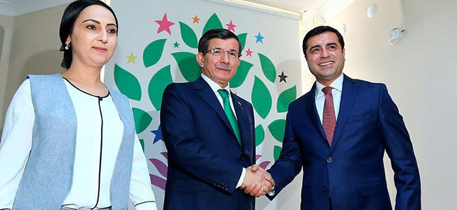 AK Parti heyetinin HDP ile görüşmesi tamamlandı