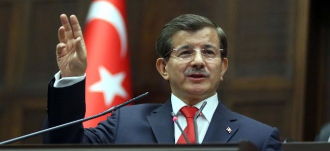 İşte Davutoğlu'nun masasındaki anket