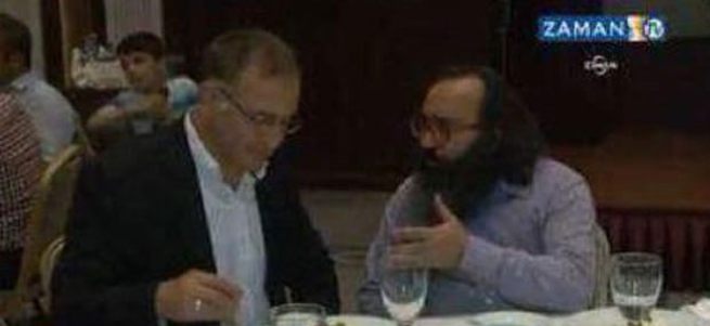 Ekrem Dumanlı, ve Bediüzzaman düşmanı Gökçe Fırat ile iftar yemeğinde!