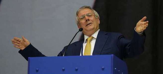 Aziz Yıldırım transferlerin kaynağını açıkladı