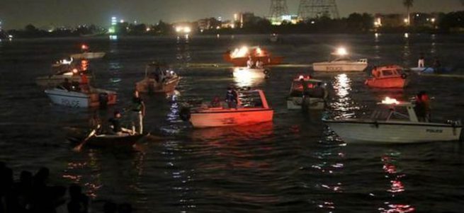 Nil Nehri'nde yolcu gemisiyle yük gemisi çarpıştı: 15 ölü
