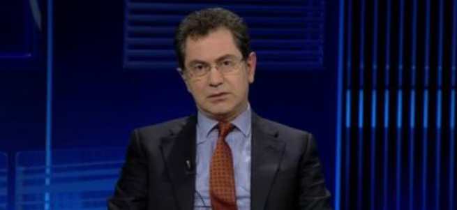Kadri Gürsel neden kapıya kondu