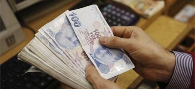 Memur ve emeklilerine zam müjdesi