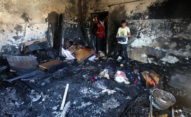 Batı Şeria'da 18 aylık Filistinli bebek yakılarak öldürüldü