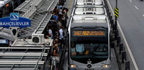 Metrobüslerde yeni dönem!
