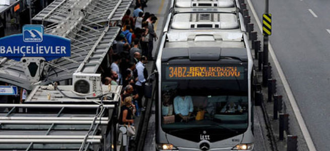 Metrobüslerde yeni dönem!