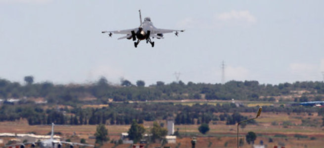 ABD uçakları İncirlik'e geldi