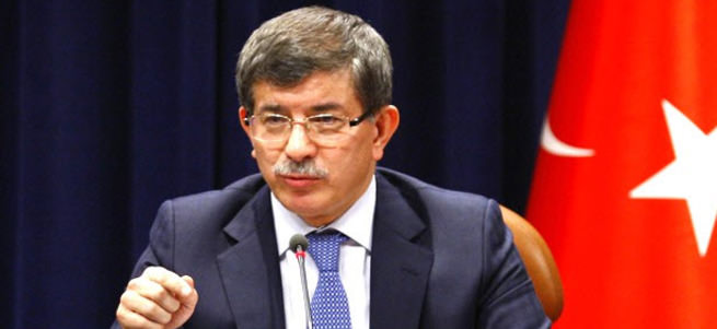 Hürriyet Davutoğlu'nu tehdit etti
