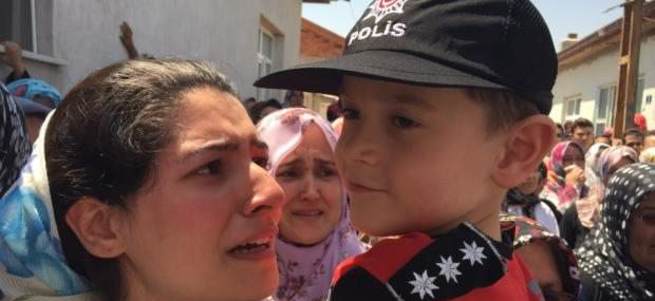 Son yolculuğuna uğurlandı