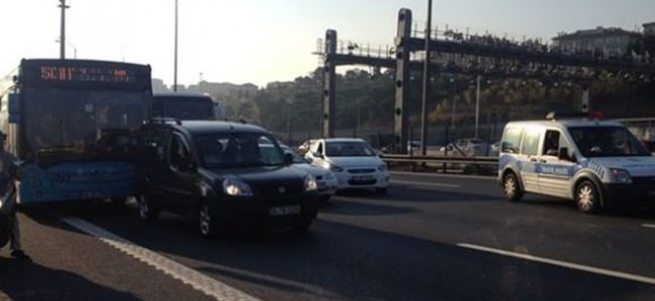 Bomba şüphesi TEM otoyolunu trafiğe kapattı
