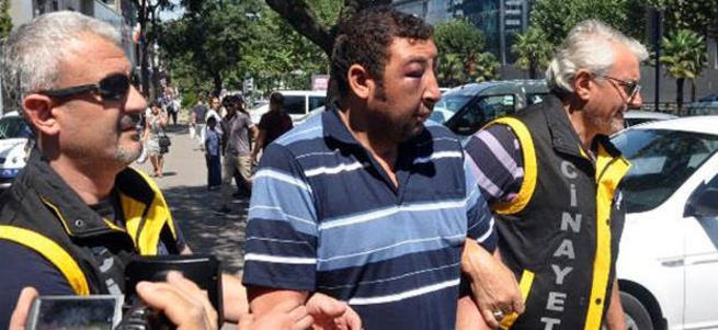 İşten çıkarıldı, patronunun oğlunu öldürdü