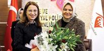 Hürriyet'ten yeni Bakan Gürcan'a algı operasyonu