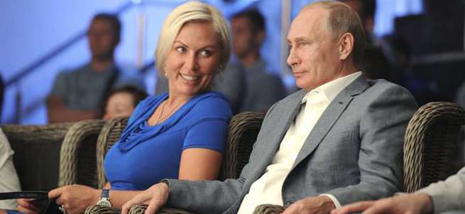 Putin'in yeni sevgilisi boks şampiyonu Natalia