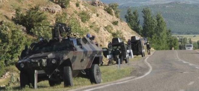 Dağlıca'da askeri konvoya kalleş pusu