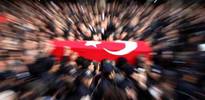 Özel harekat polislerini taşıyan araç kaza yaptı: 2 şehit
