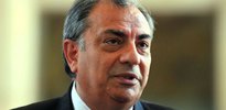 Tuğrul Türkeş MHP'den istifa etti