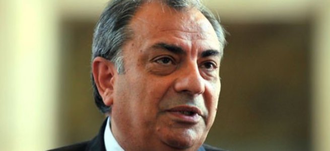 Tuğrul Türkeş MHP'den istifa etti