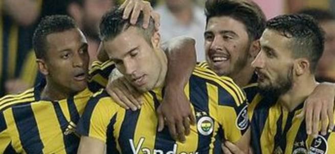 Van Persie'den kulübe itirafı: Mutlu değilim