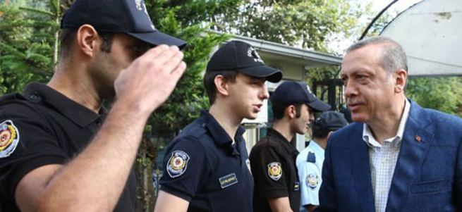 Erdoğan'dan polislere bayram ziyareti!