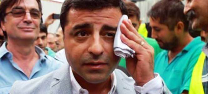 Karahan: HDP'nin barıştan söz etmesi abesle iştigal