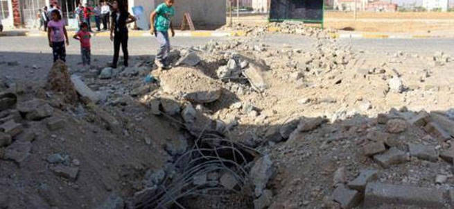 PKK'lı terörister, hastane yoluna bomba koydu
