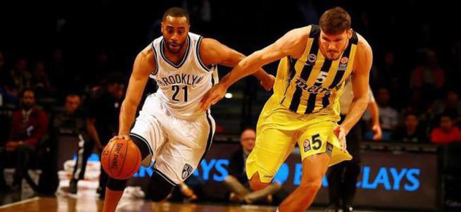 Fenerbahçe'den tarihi zafer