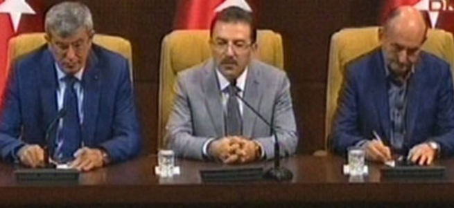 Üç Bakan ortak açıklama yapıyor