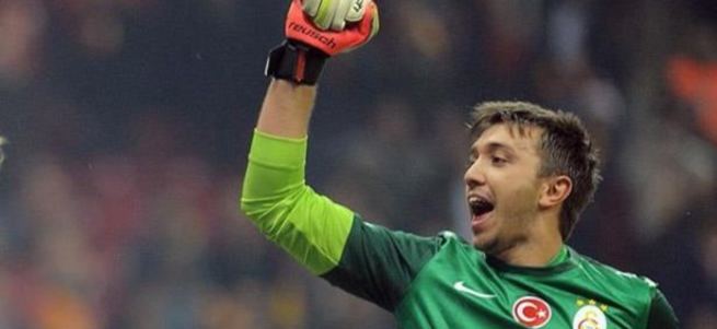 Muslera kulübeye!
