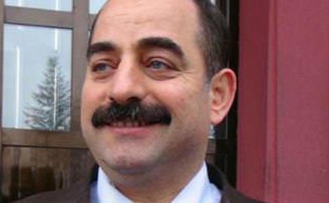 Öz'ün pisliklerini biz temizliyoruz
