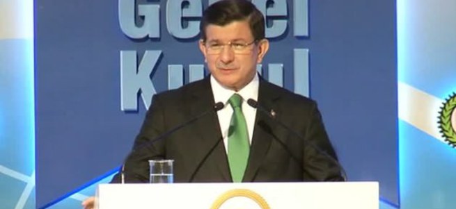 Davutoğlu HAK-İŞ Genel Kurulu'nda konuşuyor